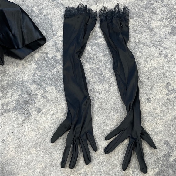 NWT For Love & Lemons Virginia Satin Lace Babydoll Strapless Dress with Gloves M - Picture 13 of 16